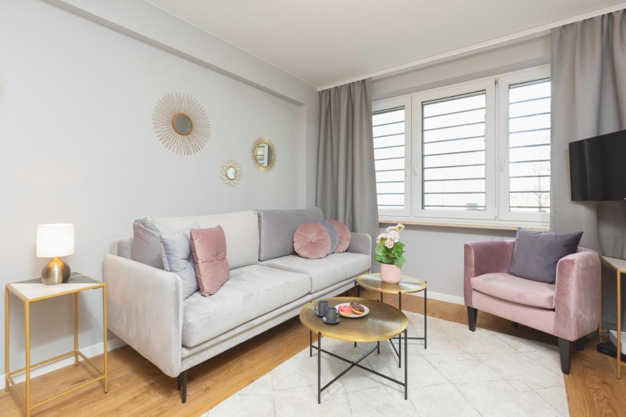 City Center Apartment Near The Vistula By Noclegi Renters Varşova Dış mekan fotoğraf